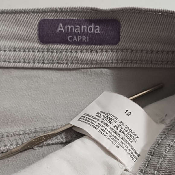 Light Gray Capri 5 Pocket Stretch Denim Jeans Side Leg Vent - Picture 6 of 12